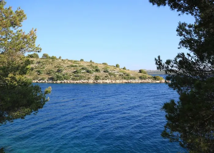 Secluded Fisherman's Lavdara, Dugi Otok - 8175 Dom wakacyjny