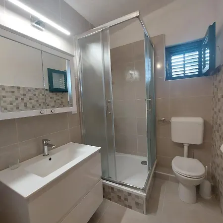 Secluded Fisherman's Lavdara, Dugi Otok - 21569
